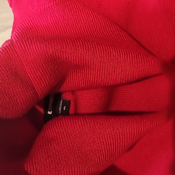 Express red thin turtleneck - Picture 2 of 2